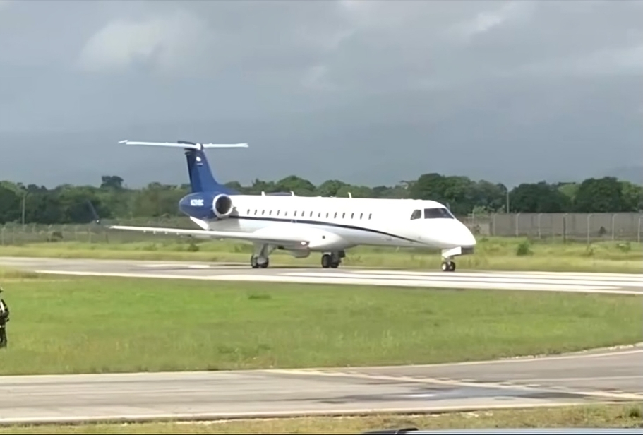 Inauguration historique : premier vol direct Les Cayes-Miami par IBC Air