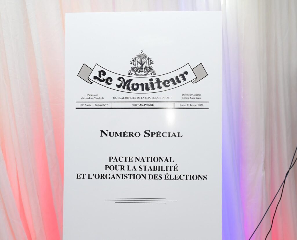 Le Premier ministre Alix Didier Fils-Aimé présente officiellement le Pacte national pour la stabilité et l’organisation des élections.